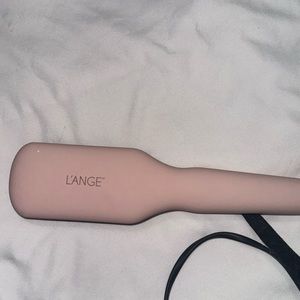 L’ange Le Vite Brush Straighter